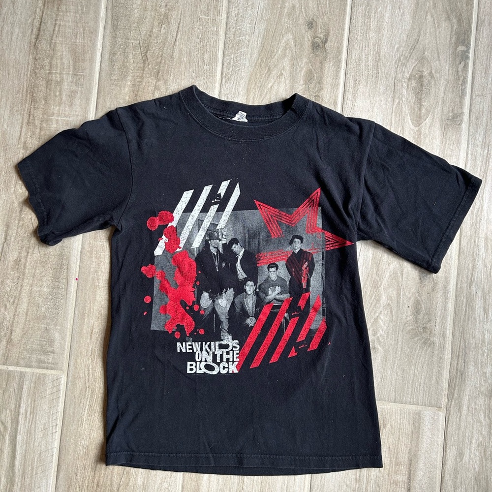 Vintage New Kids on the Block concert tee— size small